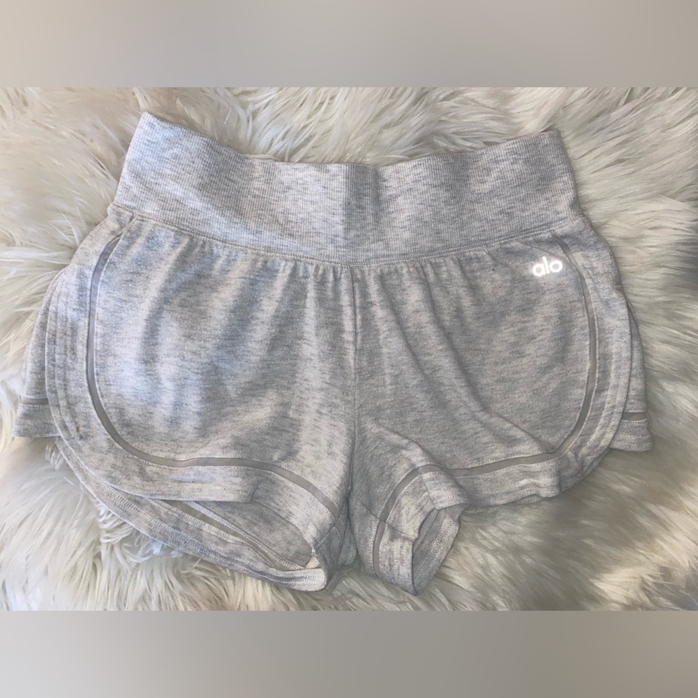 Alo shorts